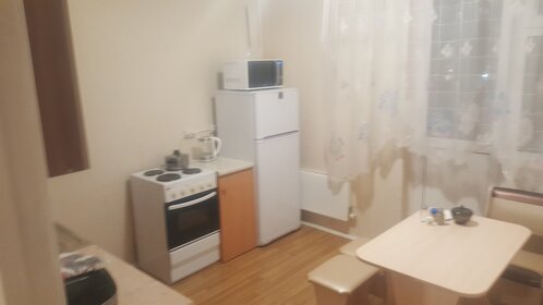 32,6 м², 1-комнатная квартира 3 750 ₽ в сутки - изображение 115