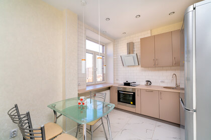 Купить квартиру площадью 70 кв.м. в районе Строгино в Москве и МО - изображение 19