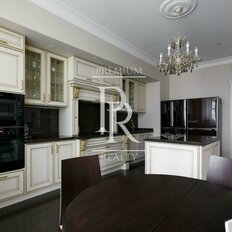 Квартира 220 м², 4-комнатная - изображение 1