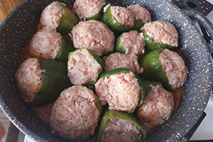 Тушим перцы