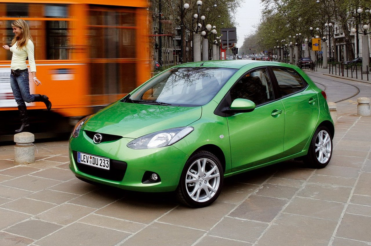 Mazda 2 2007