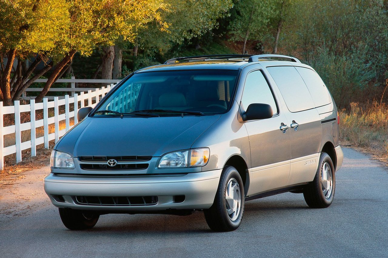 Toyota Sienna 1