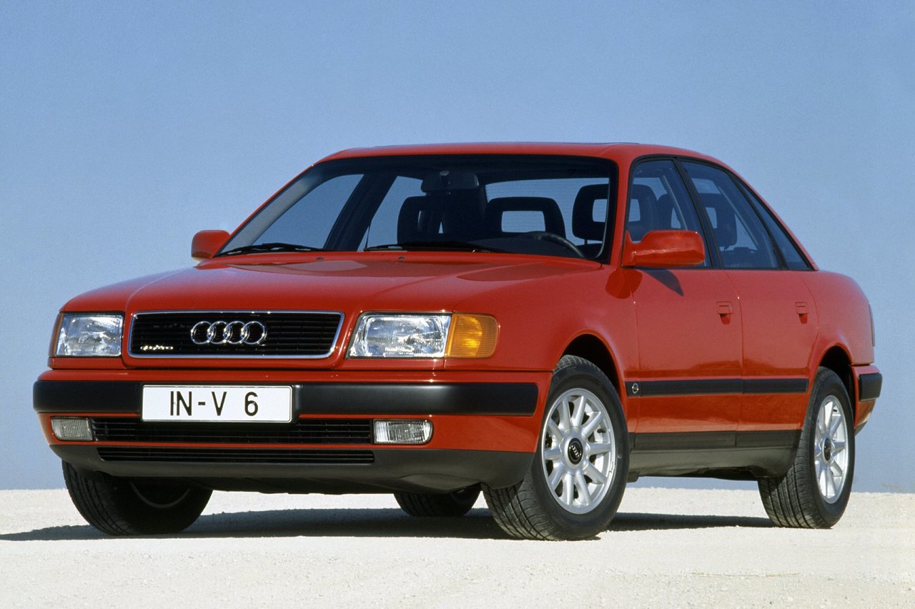 Audi 100 -            100