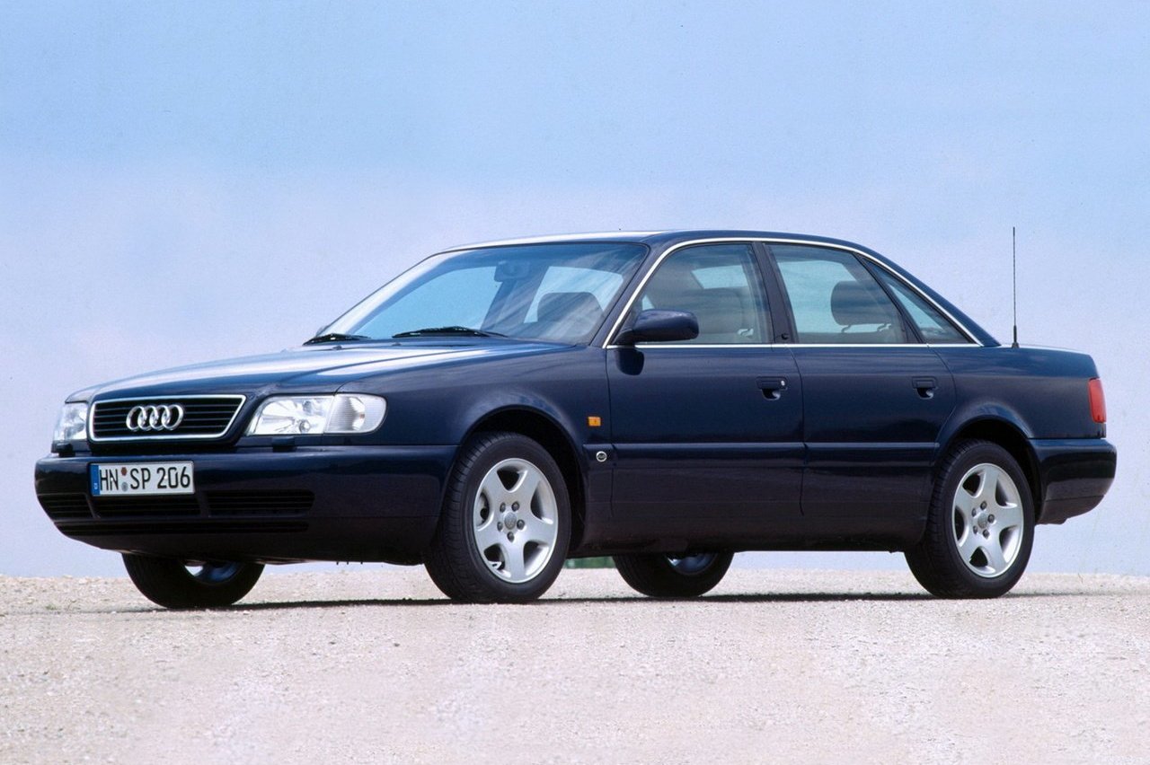 Audi A6 1  C4 -            6