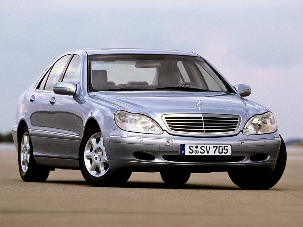 Mercedes-Benz S-Класс 1998 – 2005, 4 поколение (W220), Седан