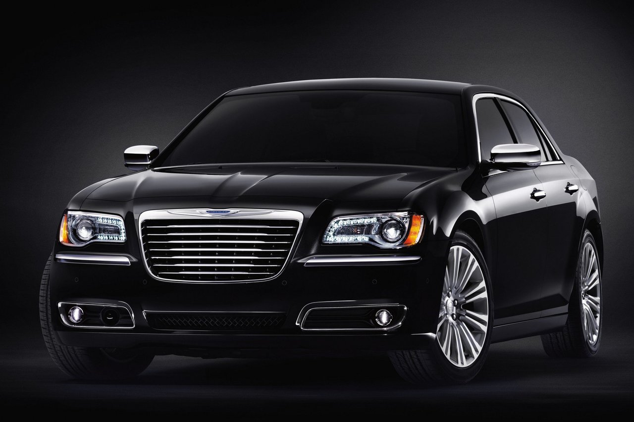 Chrysler 300C 2011 2015, 2 поколение, Седан технические