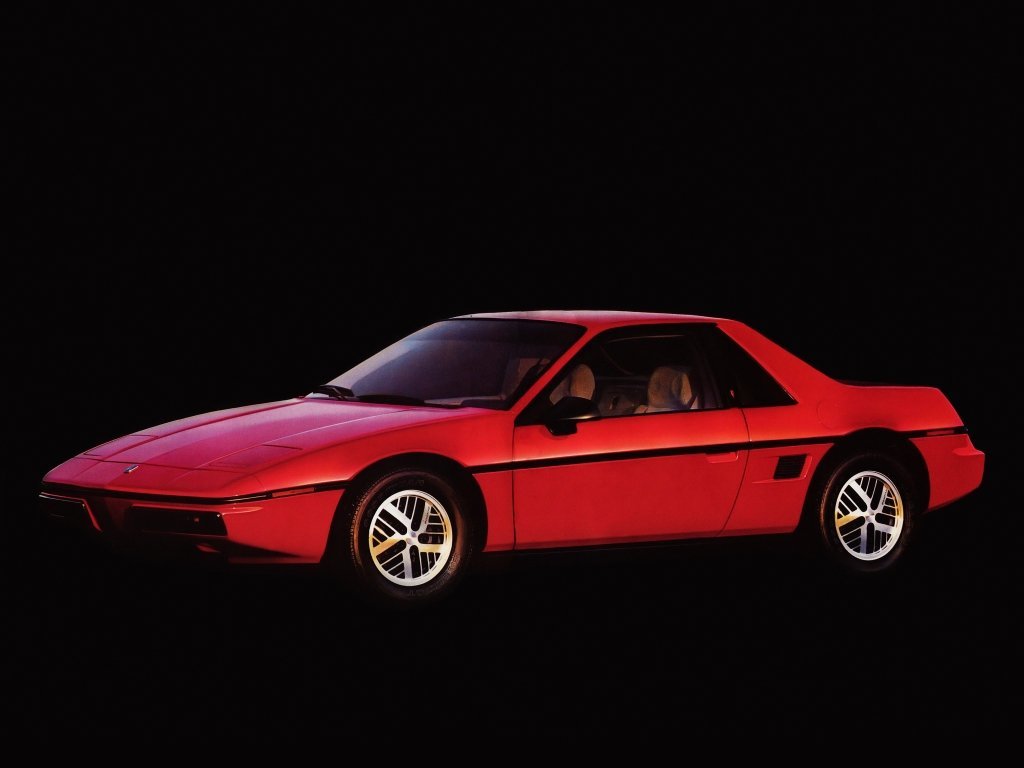 Pontiac Fiero: технические характеристики, поколения, фото ...
