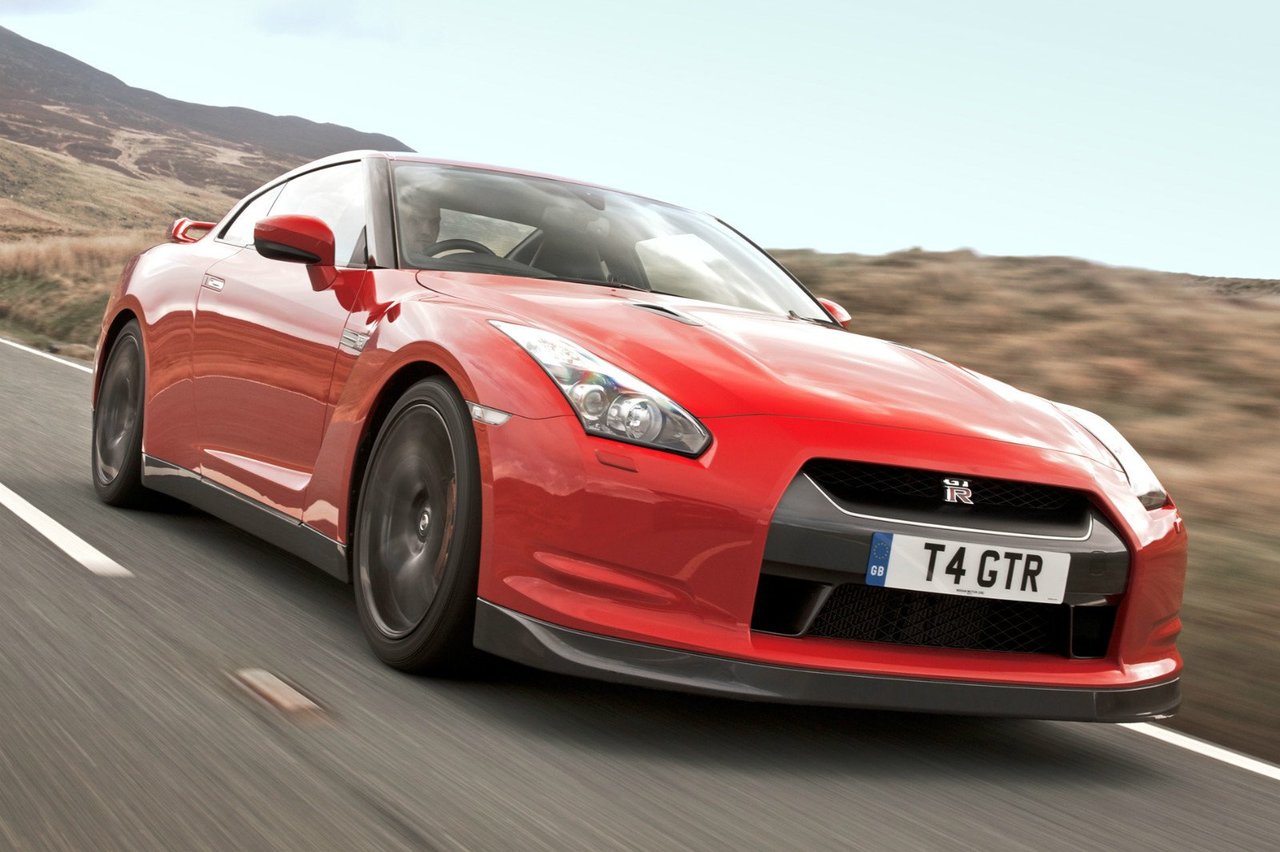 Nissan GT-R 1 поколение: технические характеристики, комплектации ...