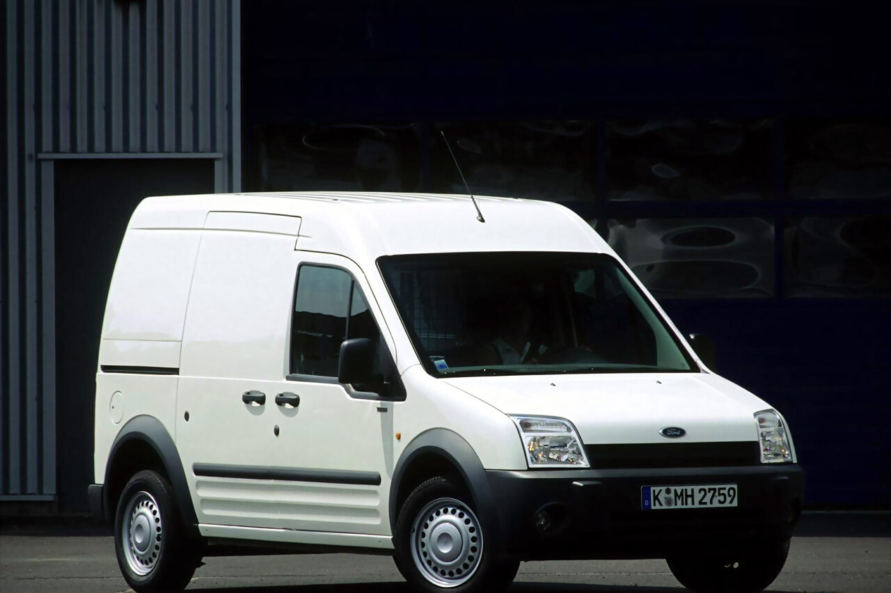 Ford Transit Connect 1.8 MT 115 1