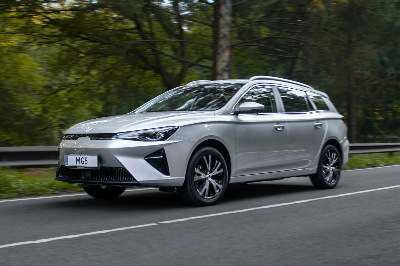 MG 5 EV: технические характеристики, поколения, фото | Комплектации и ...