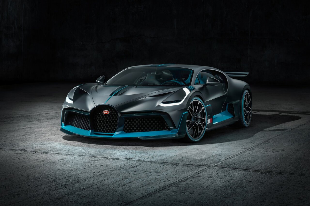 Bugatti Divo: технические характеристики, поколения, фото ...