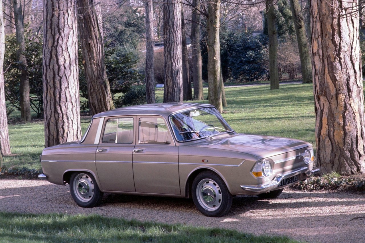 Renault 10: технические характеристики, поколения, фото | Комплектации ...
