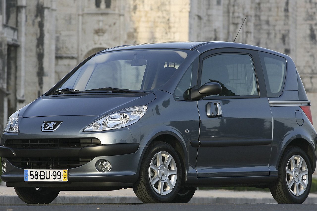 Peugeot 1007 - технические характеристики модельный ряд комплектации  модификации полный список моделей Пежо 1007