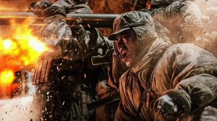 Katta qiz bilan jinsiy aloqani tomosha qiling