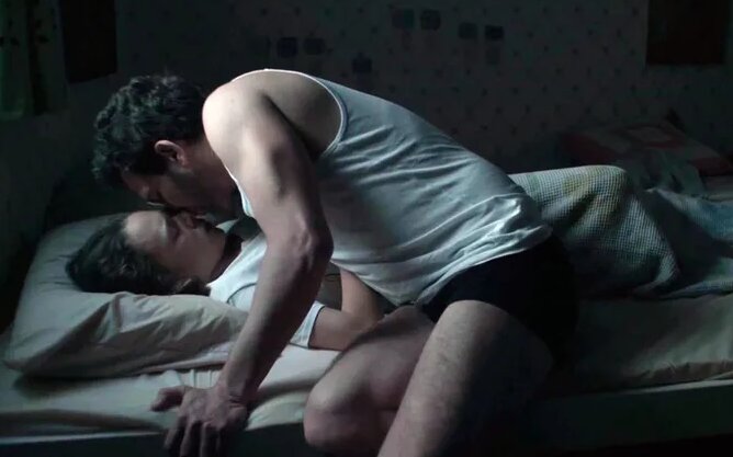 Киімсіз үй фотосы