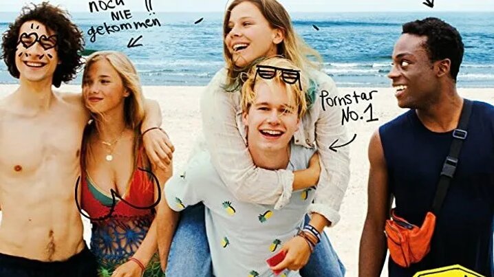 Жалаңаш қыздардың қынапшасы жақыннан