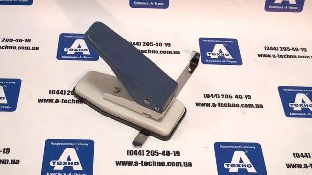 Вырубщик отверстия под ригель Warrior 33200 (высечка под календарную ...