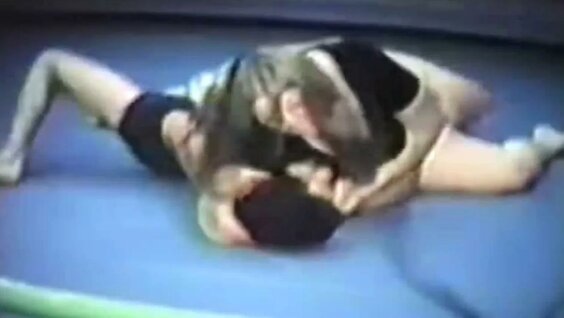 Afrika Mixed Wrestling: 2 Bin Video Yandex