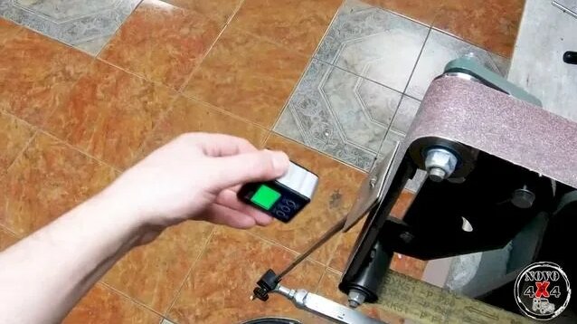 Заточка ножей на гриндере - Смотреть онлайн в поиске Яндекса по Видео