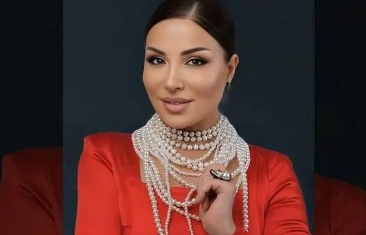 жалаңаш милф кеуделері