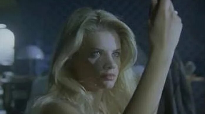 Rus porno aktrisasi Viola