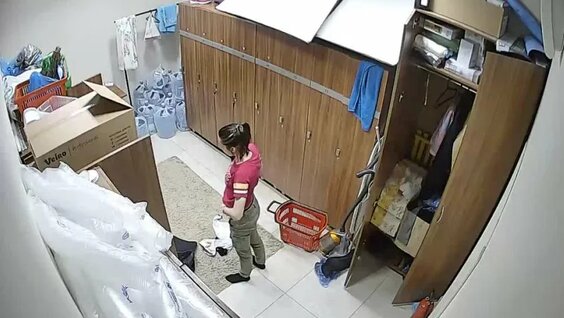 Super video ! spy ip cam with young girls!  18 : 1 bin ...   