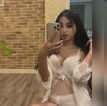 Birinchi kelganni kim yalagan?