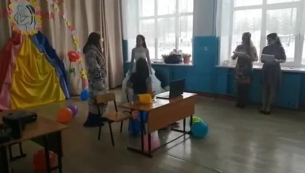 Сценка ко дню матери "мечты сбываются" - Смотреть онлайн в поиске ...