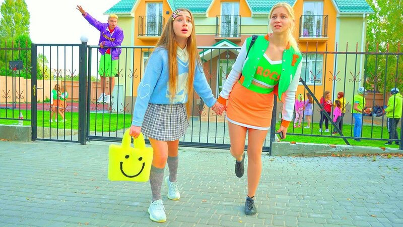 Порно құлды жалауға мәжбүр етті