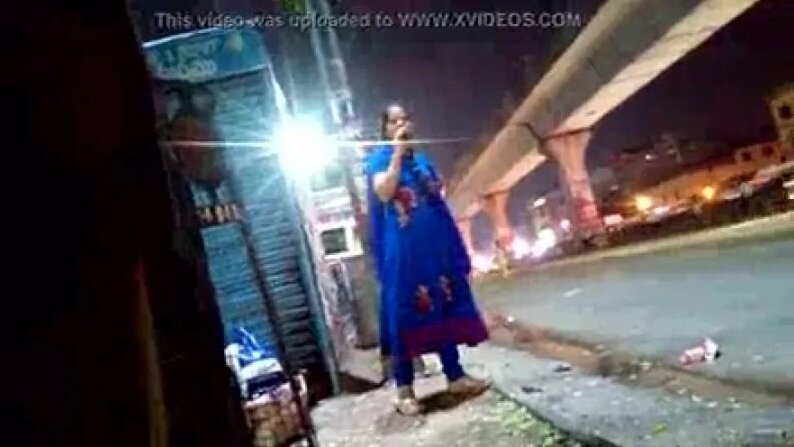 Birovning spermasini yalash