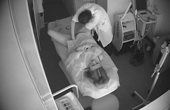 Жалаңаш Ясмин Блит фотосы