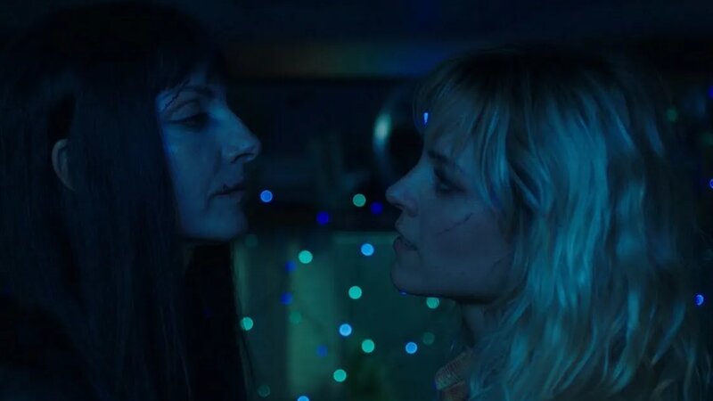 Zulema and Macarena the van scene S05e07 Vis a Vis El Oasis