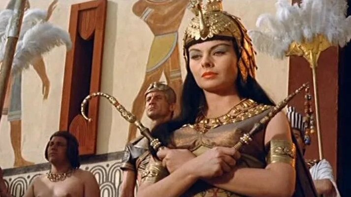 Әйелімнің үйсіз адамымен порно