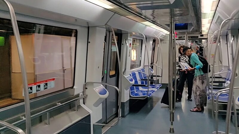 Метро Барселоны