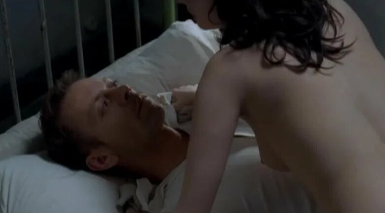 Жалаңаш шлюхалардың суреттері