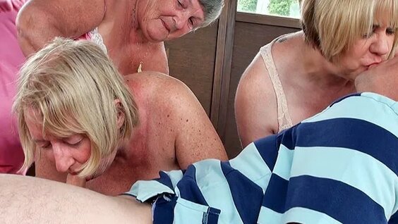 Boys+loves+mature+at+age+~+free+porn+video: 2 bin video ...