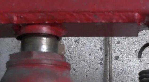 Гидравлический пресс в гараж. Hydraulic press in the garage - Смотреть ...