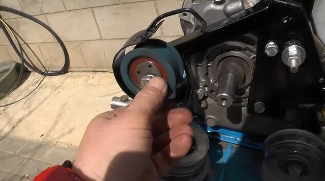 Реверс для мотоблока Нева МБ 2. Несложный вариант. - Смотреть онлайн в ...