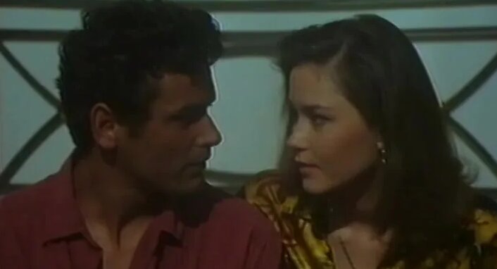 X-False Алиса порно ғажайыптар елінде Италия 1993 онлайн шоу