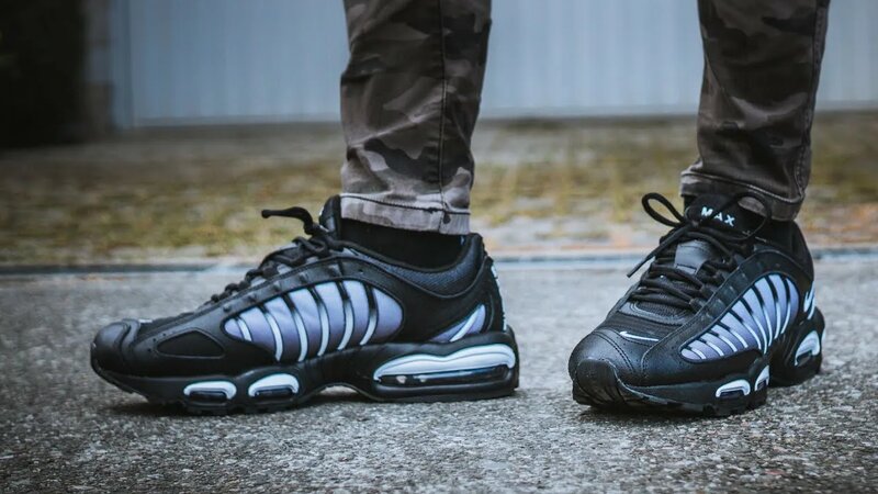 Nike air max tailwind iv on feet hotsell