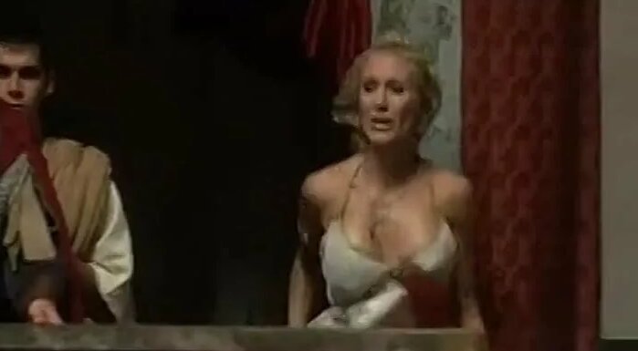 Трейси де Санта порно