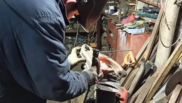 Усиливаем верхние рычаги ГАЗ 31105 Волга - Смотреть онлайн в поиске ...