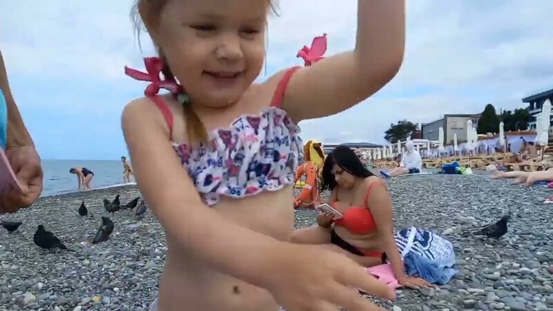 Влог Погода в Адлере не радует/Пошли на пляж Чайка/Минус в Адлере это ...