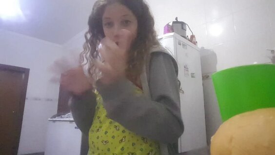 Minha rotina no peito: 1 bin video Yandex'te bulundu    