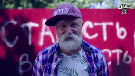 Тұрған күйде киска көрсетілген порно видео