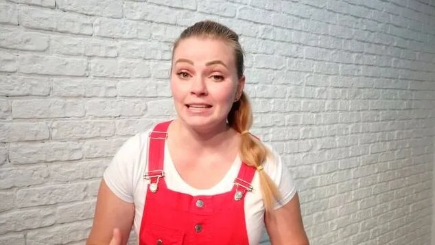 как будет на английском карина