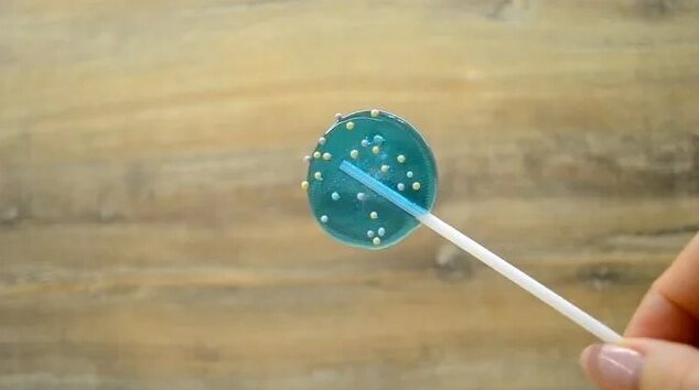 Леденцы на палочке из Изомальта / Изомальт леденцы - Смотреть онлайн в ...