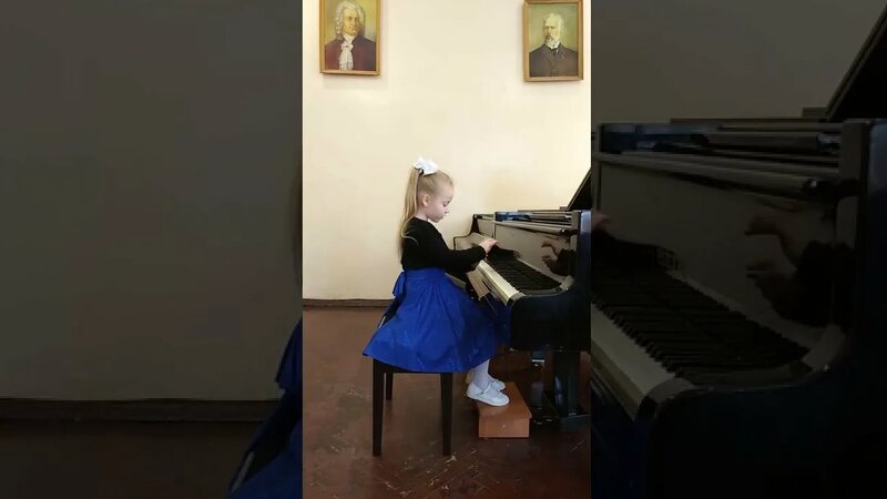 Першина Есения (6 лет)/И. Королькова Этюд из цикла «Догонялки ...