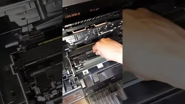 Принтер зажевал бумагу. Что делать? - Смотреть онлайн в поиске Яндекса ...