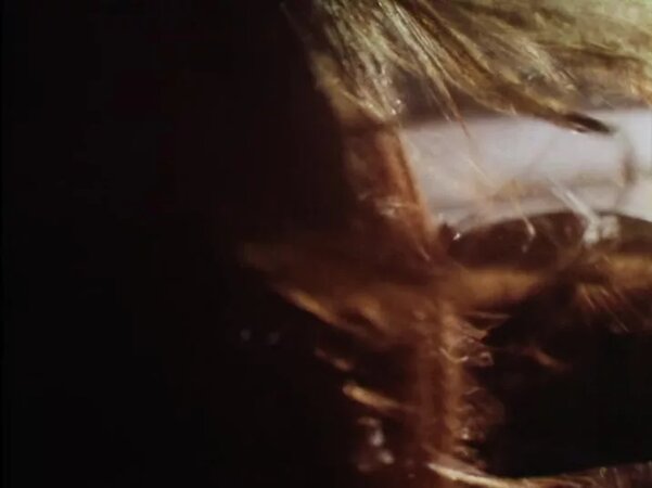 Смотреть онлайн: Ол маған массаж жасап, мені трафик етті